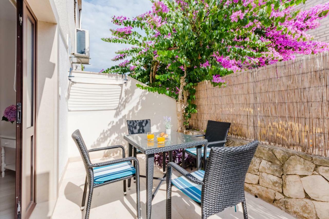 Villa Dinka Сутиван Экстерьер фото