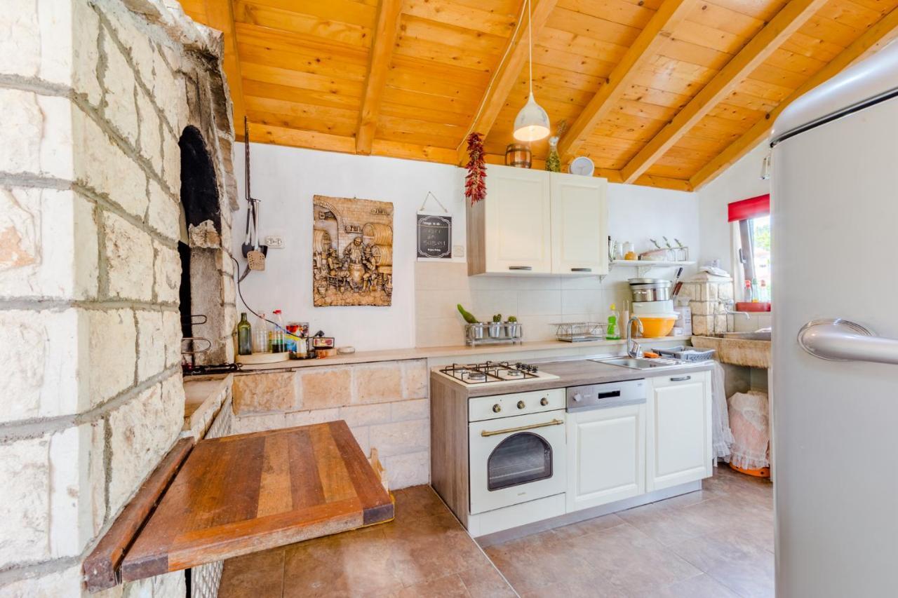 Villa Dinka Сутиван Экстерьер фото